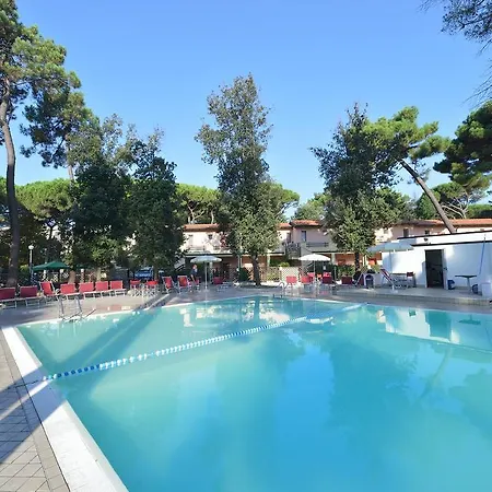 Aparthotel Il Parco Dei Pini Marina Romea