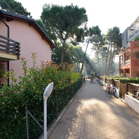 Aparthotel Il Parco Dei Pini Marina Romea